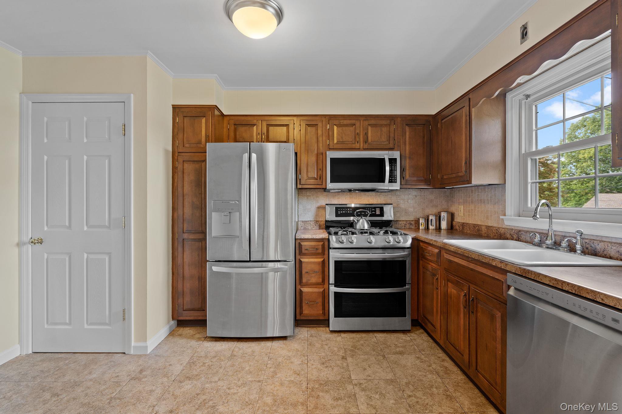 #11 photo, 28 Willis Avenue, Cornwall On Hudson , NY 12520