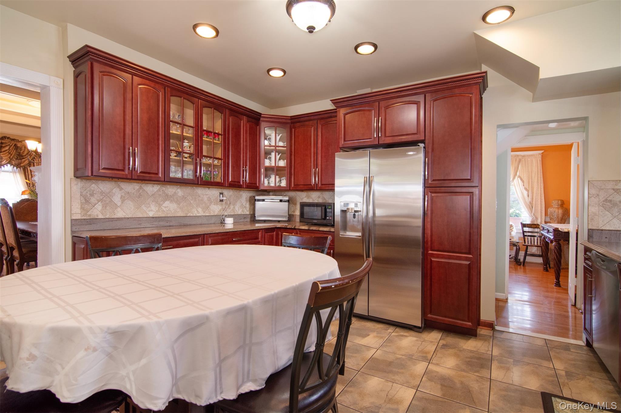 #14 photo, 17 Lake Avenue, Yonkers , NY 10703