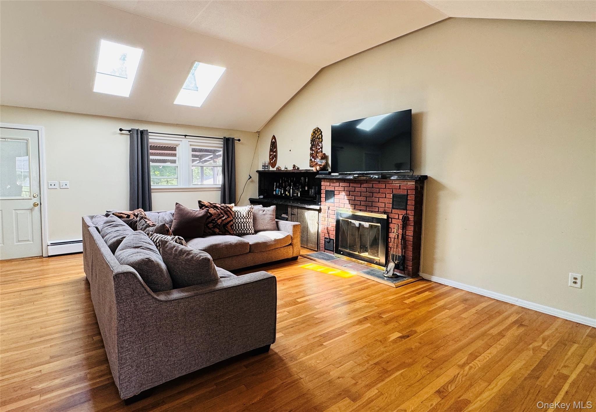 #6 photo, 1 Pinecrest, Warwick , NY 10990