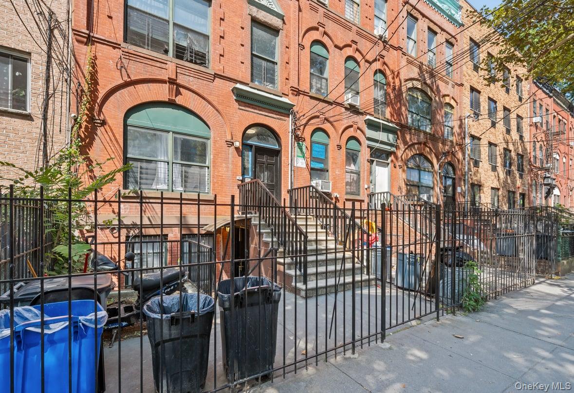 #5 photo, 879 Cauldwell Avenue, Bronx , NY 10456