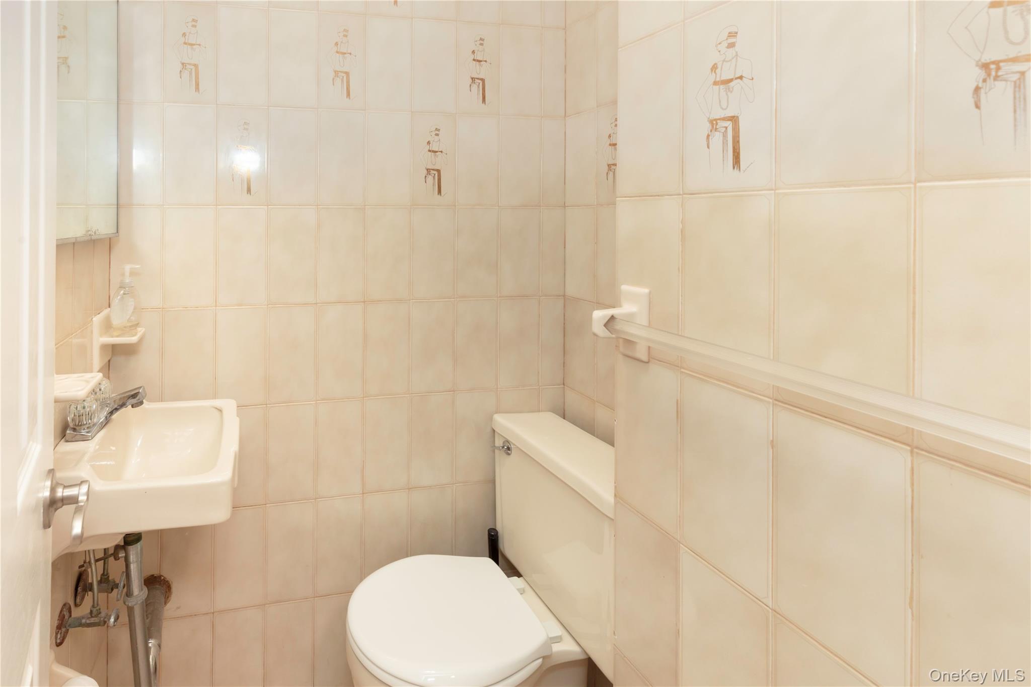 #7 photo, 223 Ditmars Street, ブロンクス区 Bronx , NY 10464