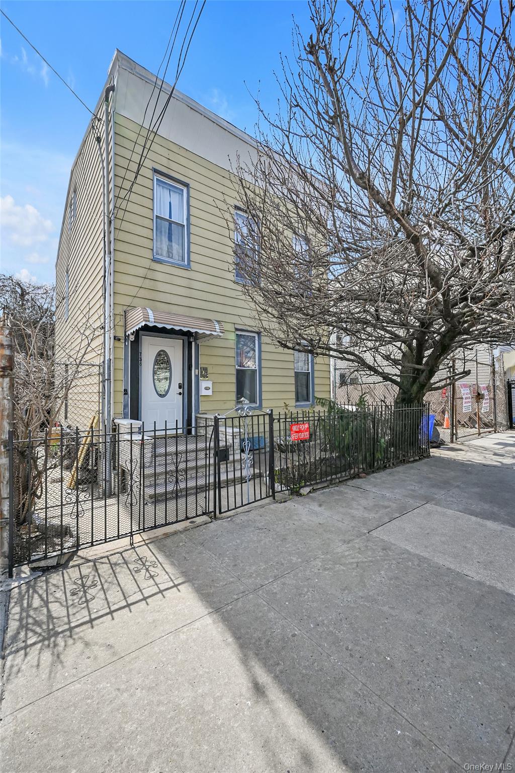 #1 photo, 758 Glenmore Avenue, ブルックリン区 Brooklyn , NY 11208