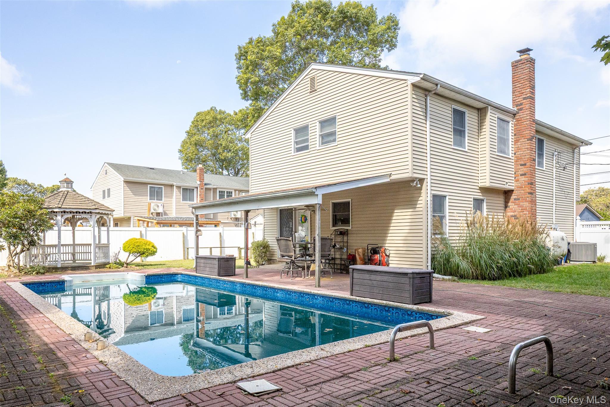 #3 photo, 46 Arpage Drive, सफ़ोक काउंटी Shirley , NY 11967