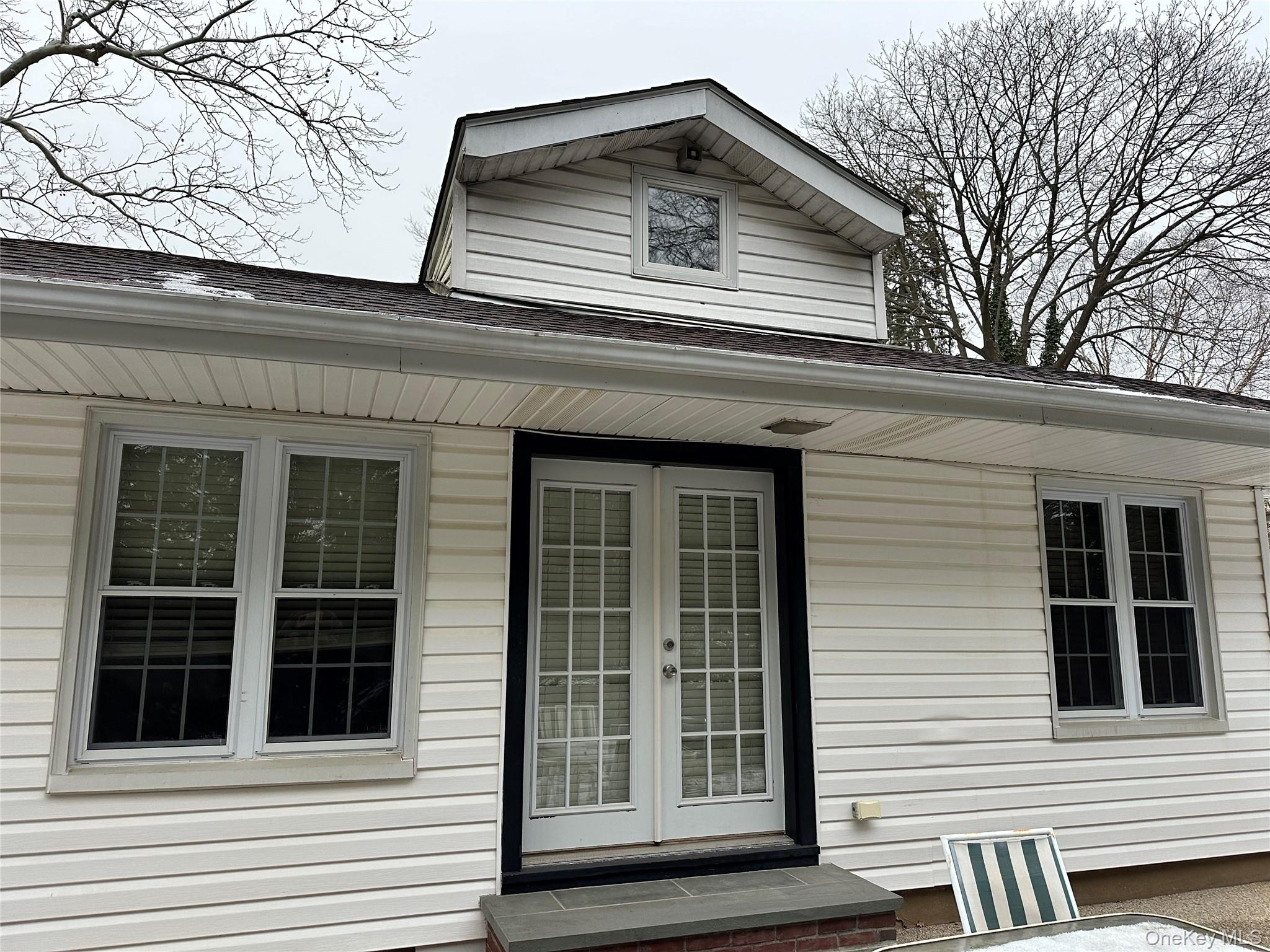 #1 photo, 67 Clinch Avenue, गार्डन सिटी Garden City , NY 11530