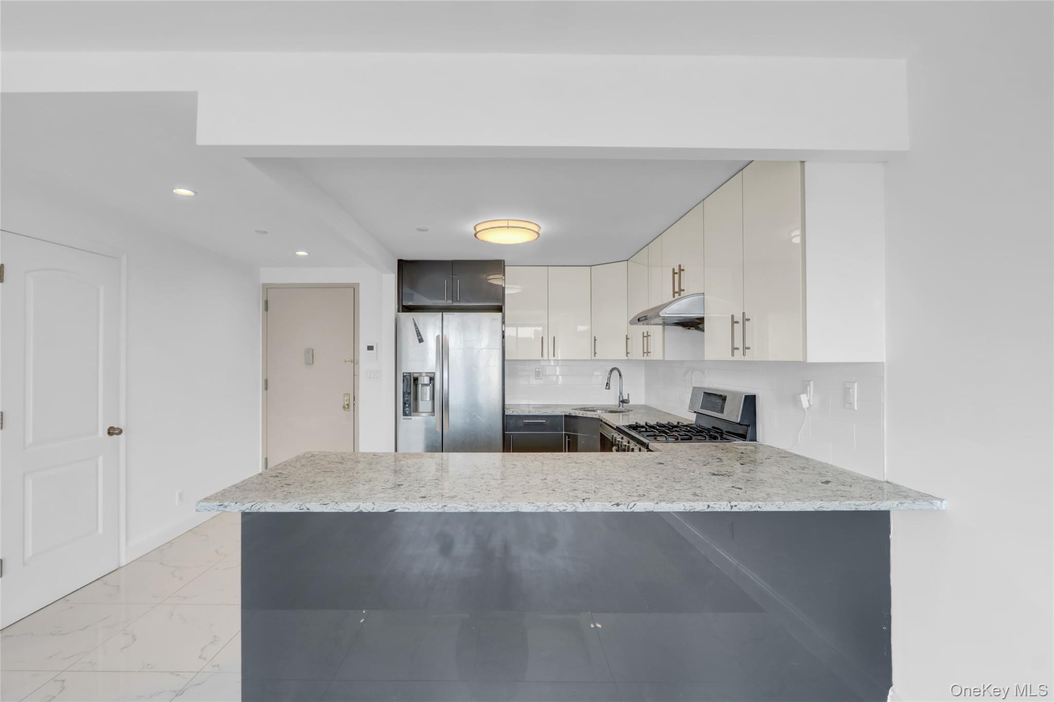 #6 photo, 4516 83rd Street, クイーンズ区 Elmhurst , NY 11373