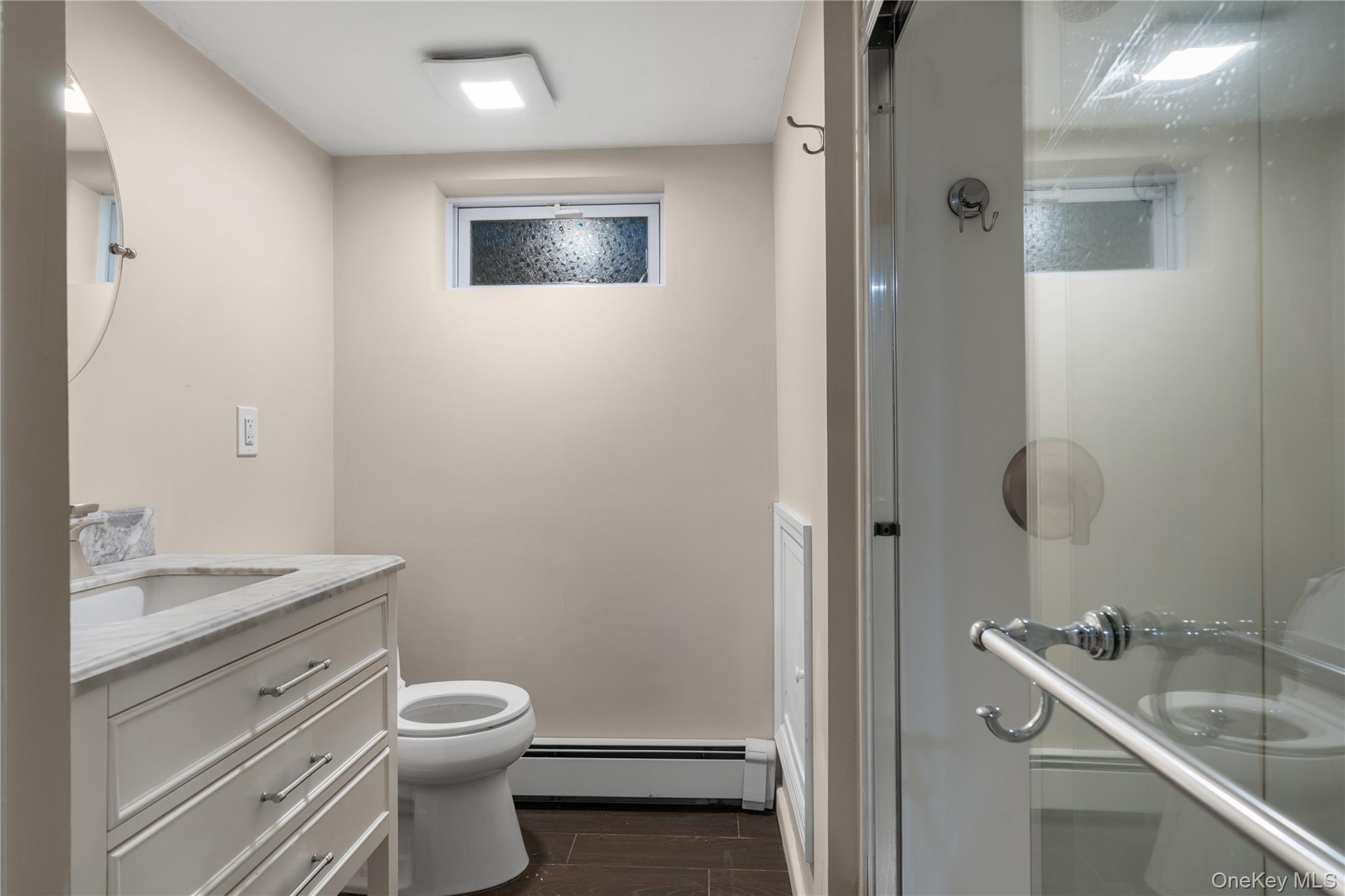 #18 photo, 178 Melville Road, South Huntington , NY 11746