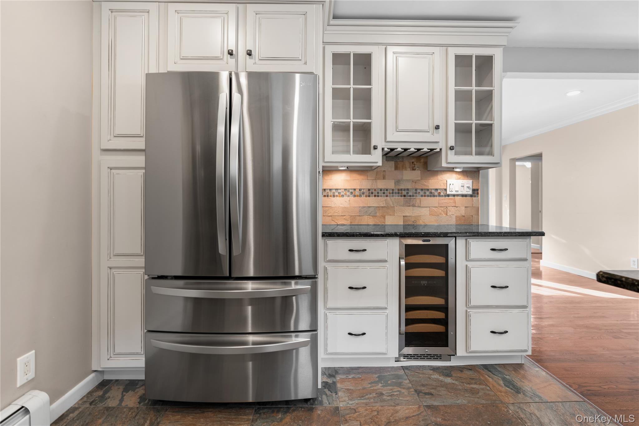 #6 photo, 178 Melville Road, South Huntington , NY 11746