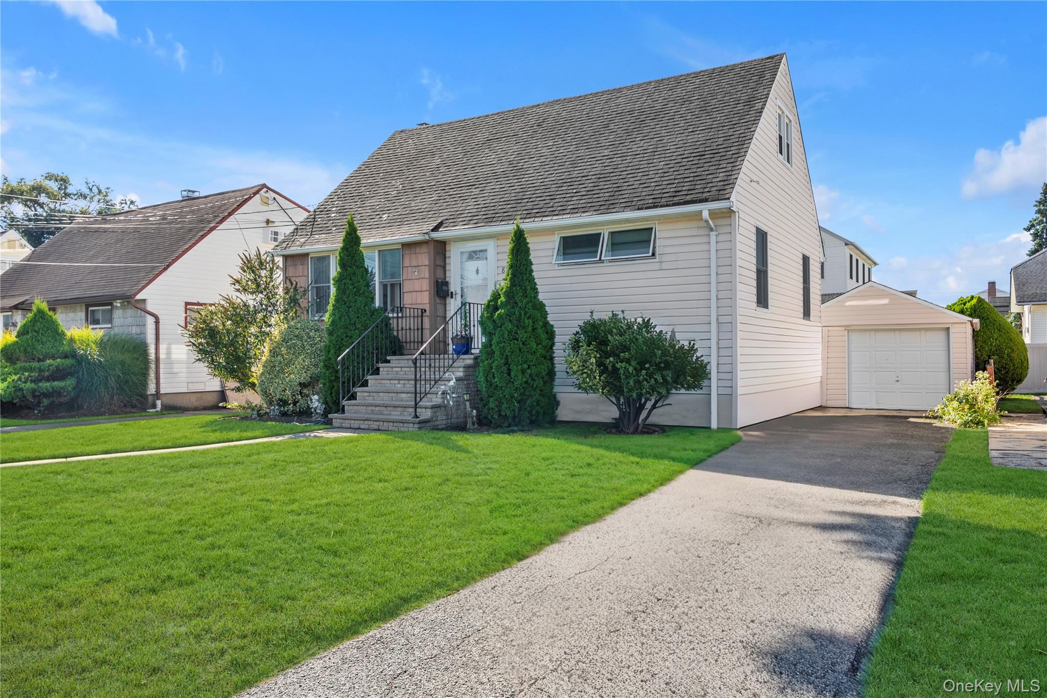 #17 photo, 87 Montgomery Avenue, Oceanside , NY 11572