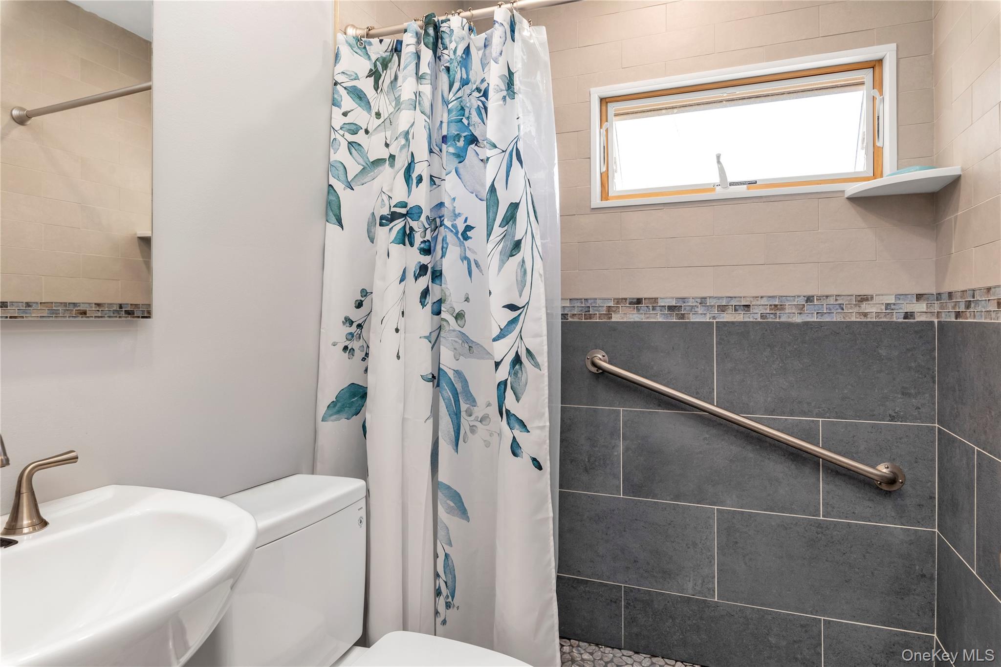 #9 photo, 87 Montgomery Avenue, Oceanside , NY 11572