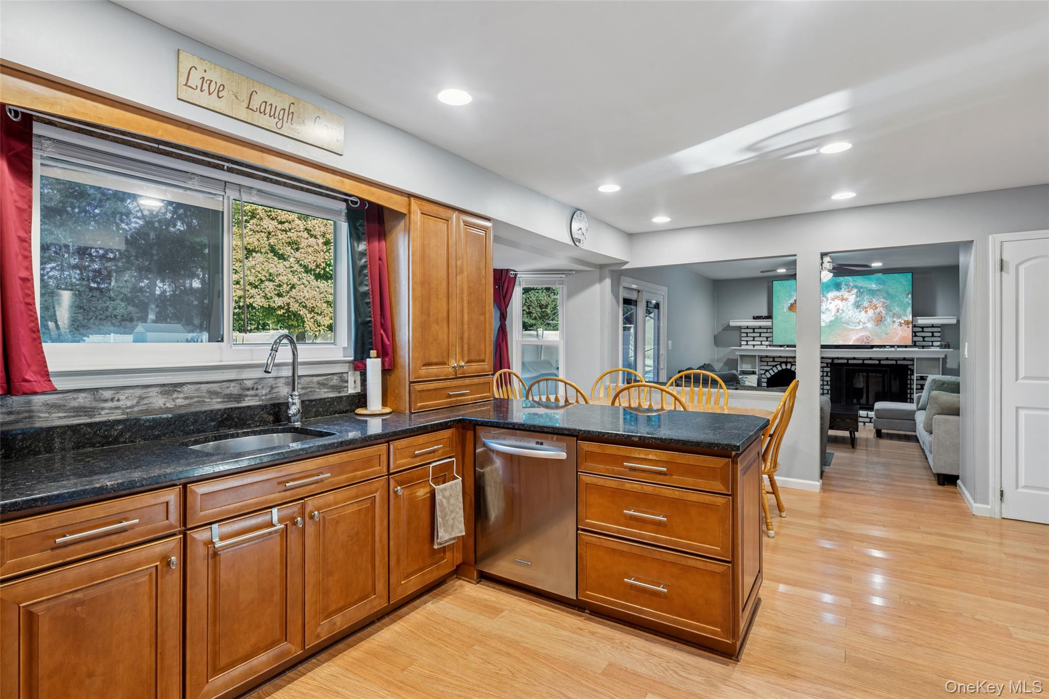 #10 photo, 27 Parkridge Circle, Port Jefferson Station , NY 11776