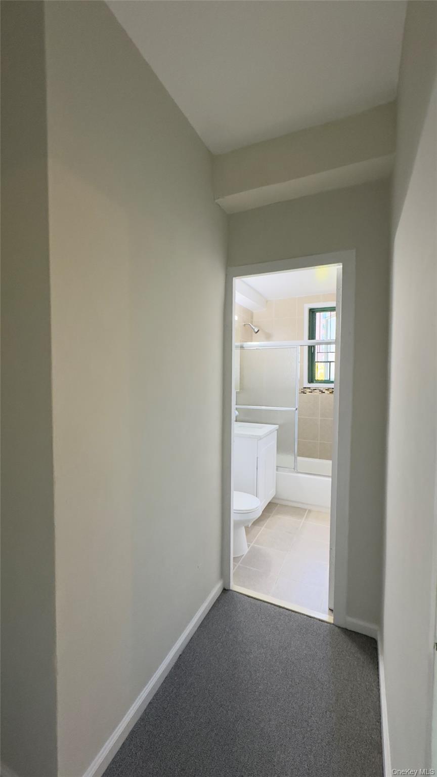 #13 photo, 1970 E Tremont Avenue, Bronx , NY 10462