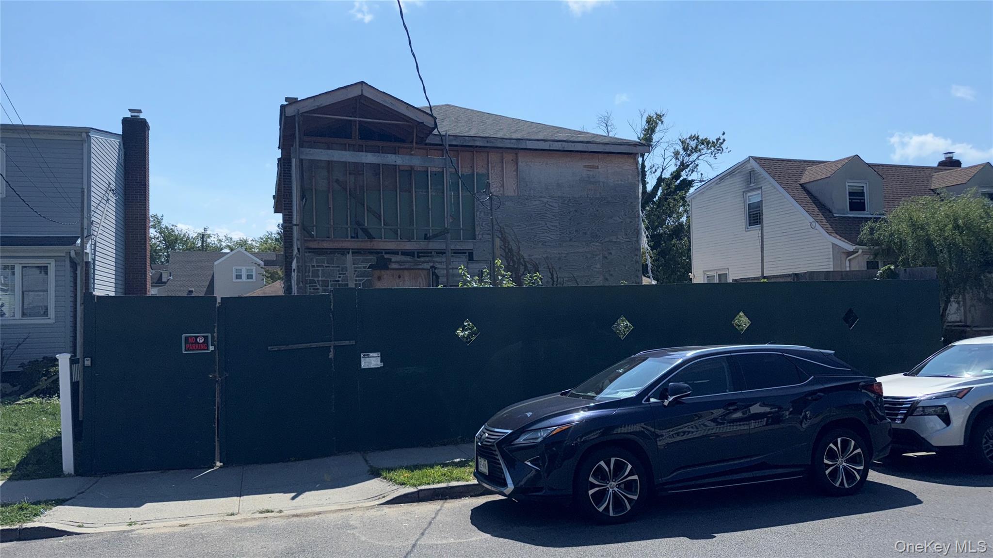 #1 photo, 14027 247th Street, कुईंस Rosedale , NY 11422