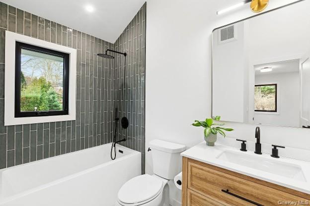 #10 photo, 10 Lenape Road, サフォーク郡 Southampton , NY 11968