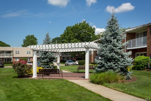 #2 photo, 40 Westwood Drive, ナッソー郡 Westbury , NY 11590