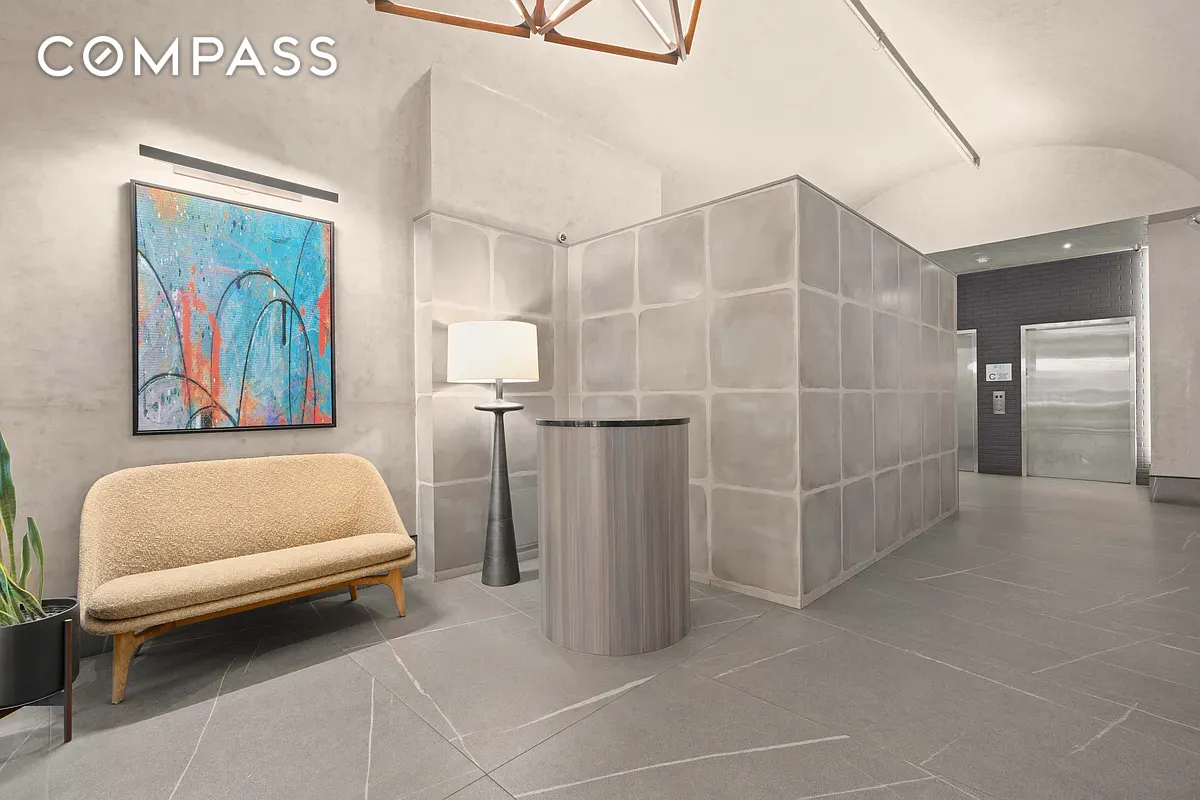 #19 photo, 130 Fulton Street, マンハッタン Financial District , NY 10038