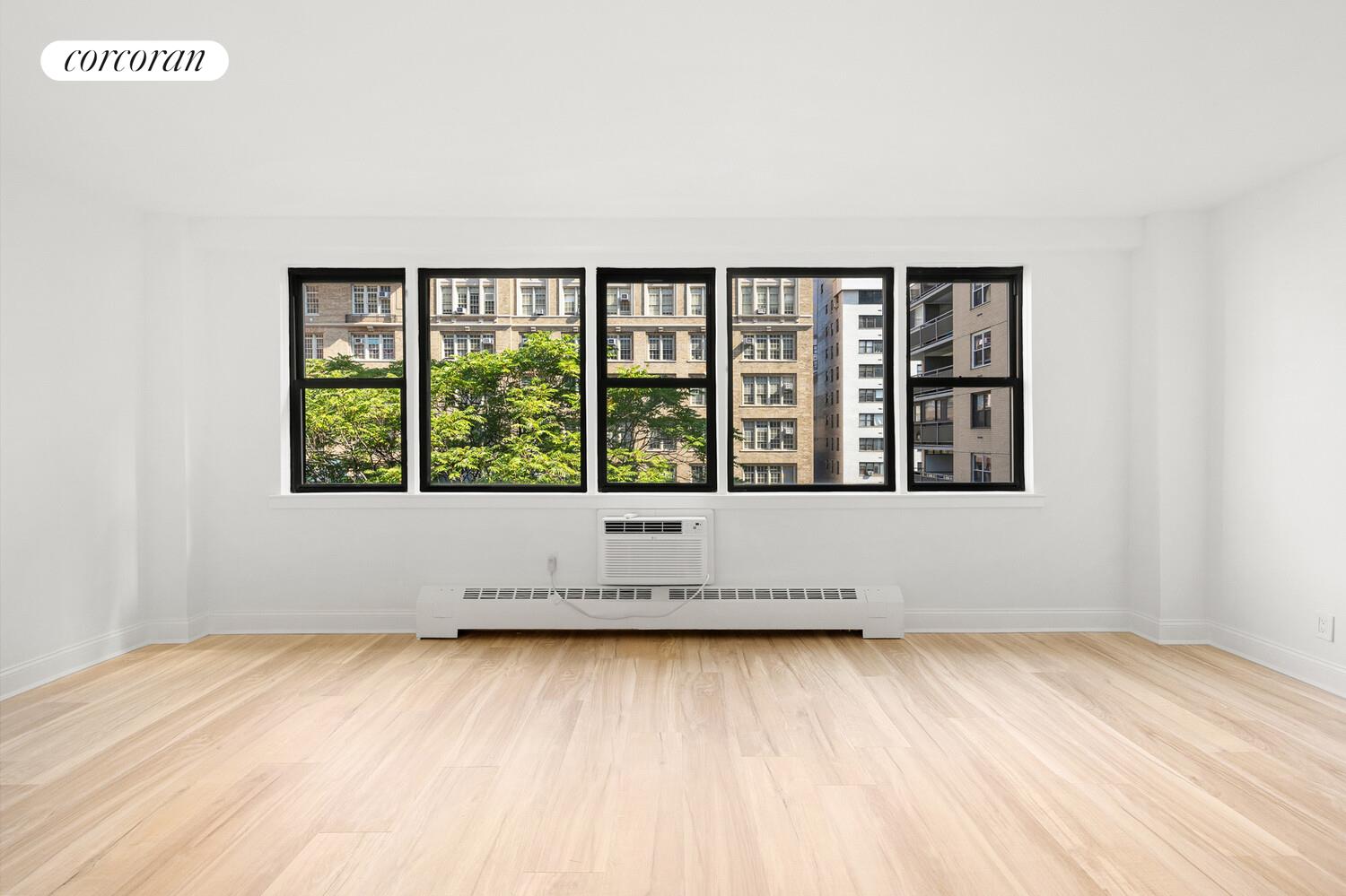 #4 photo, 145 E 15TH Street, Gramercy Park , NY 10003