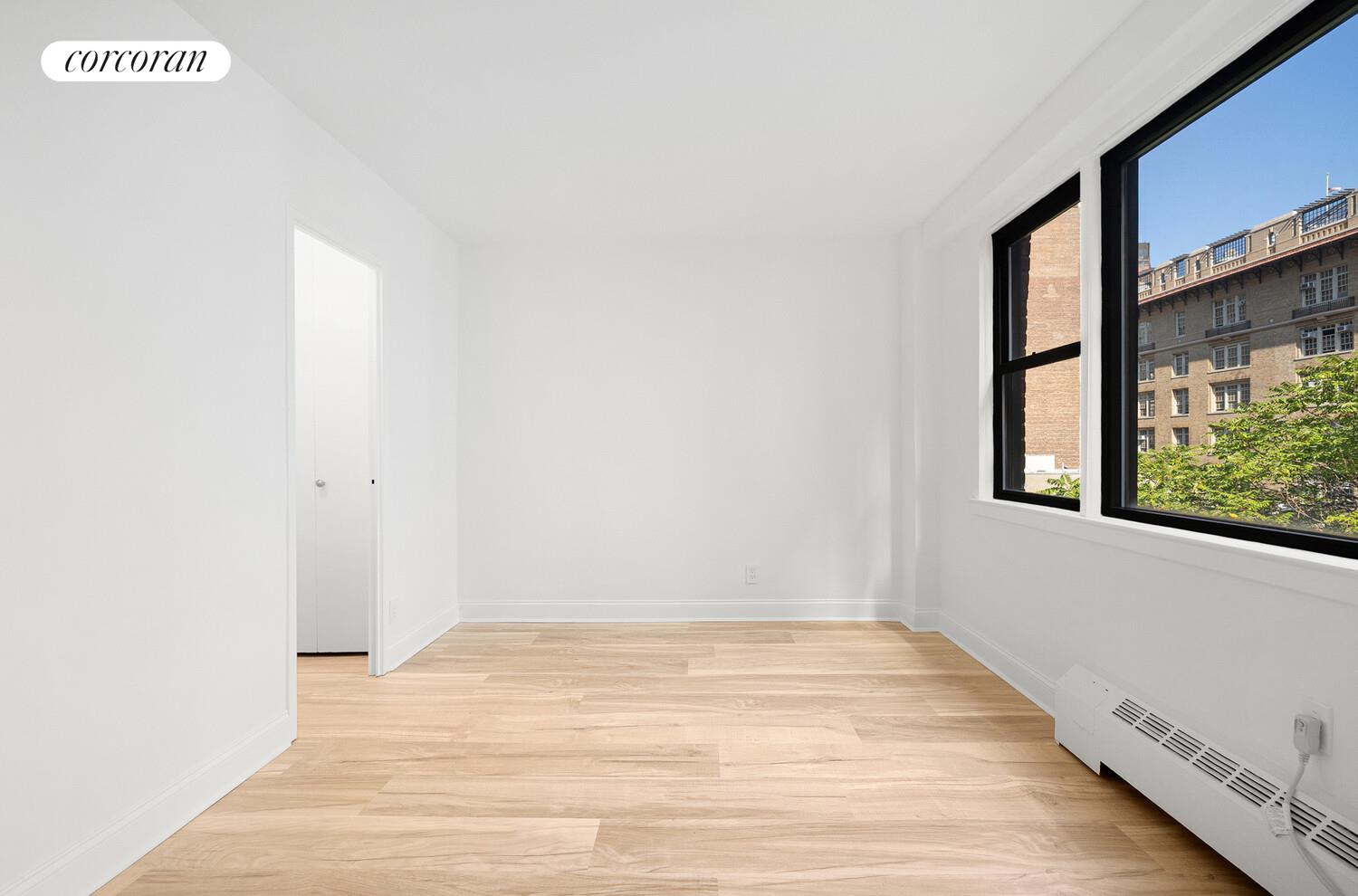 #5 photo, 145 E 15TH Street, Gramercy Park , NY 10003