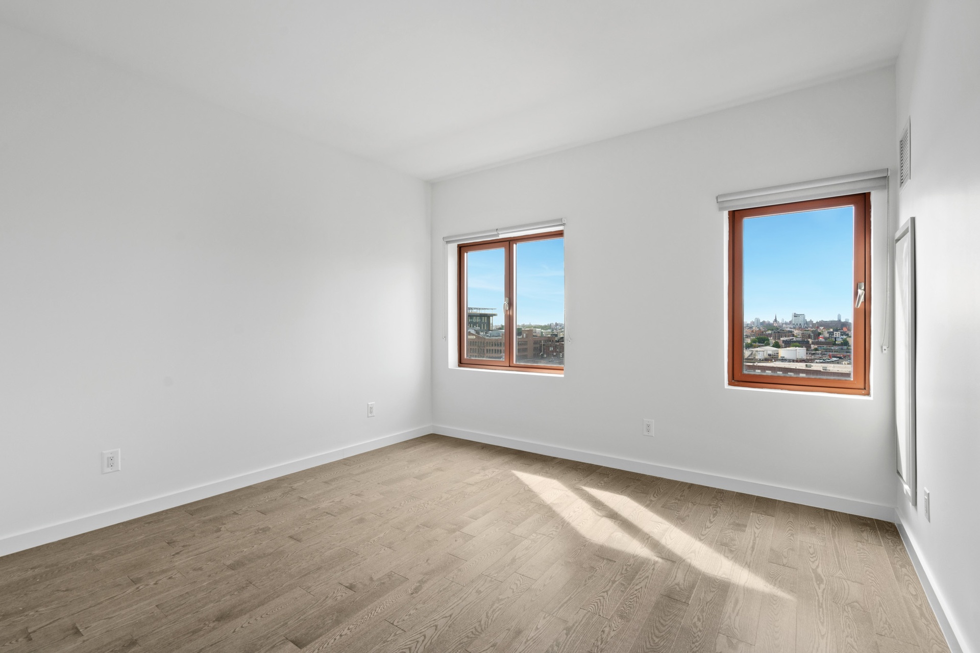 #8 photo, Long Island City, Long Island City , NY 11101