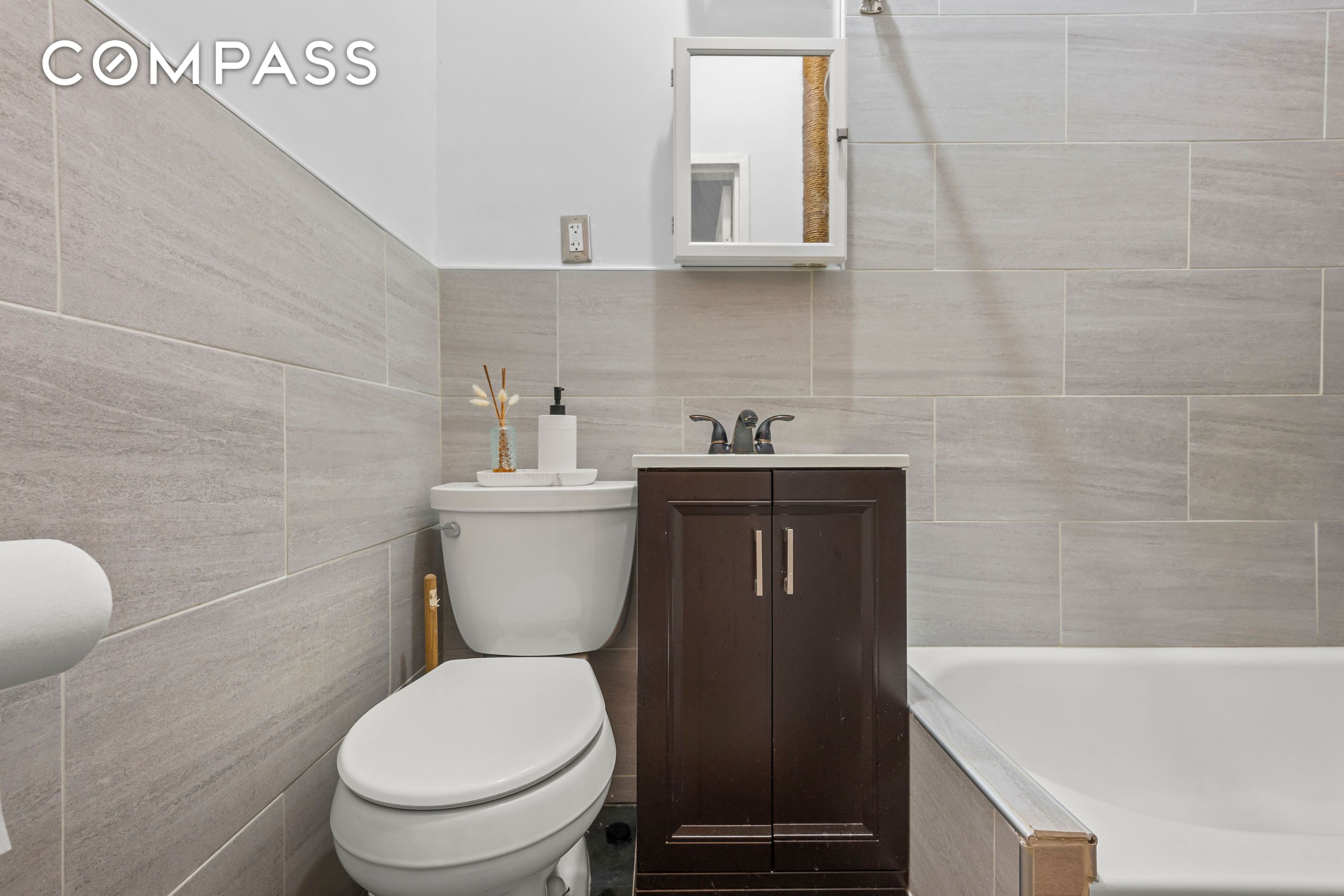 #12 photo, 1777 Madison Avenue, マンハッタン Harlem , NY 10035