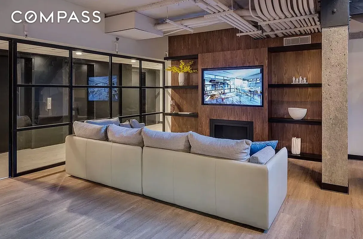 #16 photo, 308 E 38th Street, マンハッタン Murray Hill , NY 10016