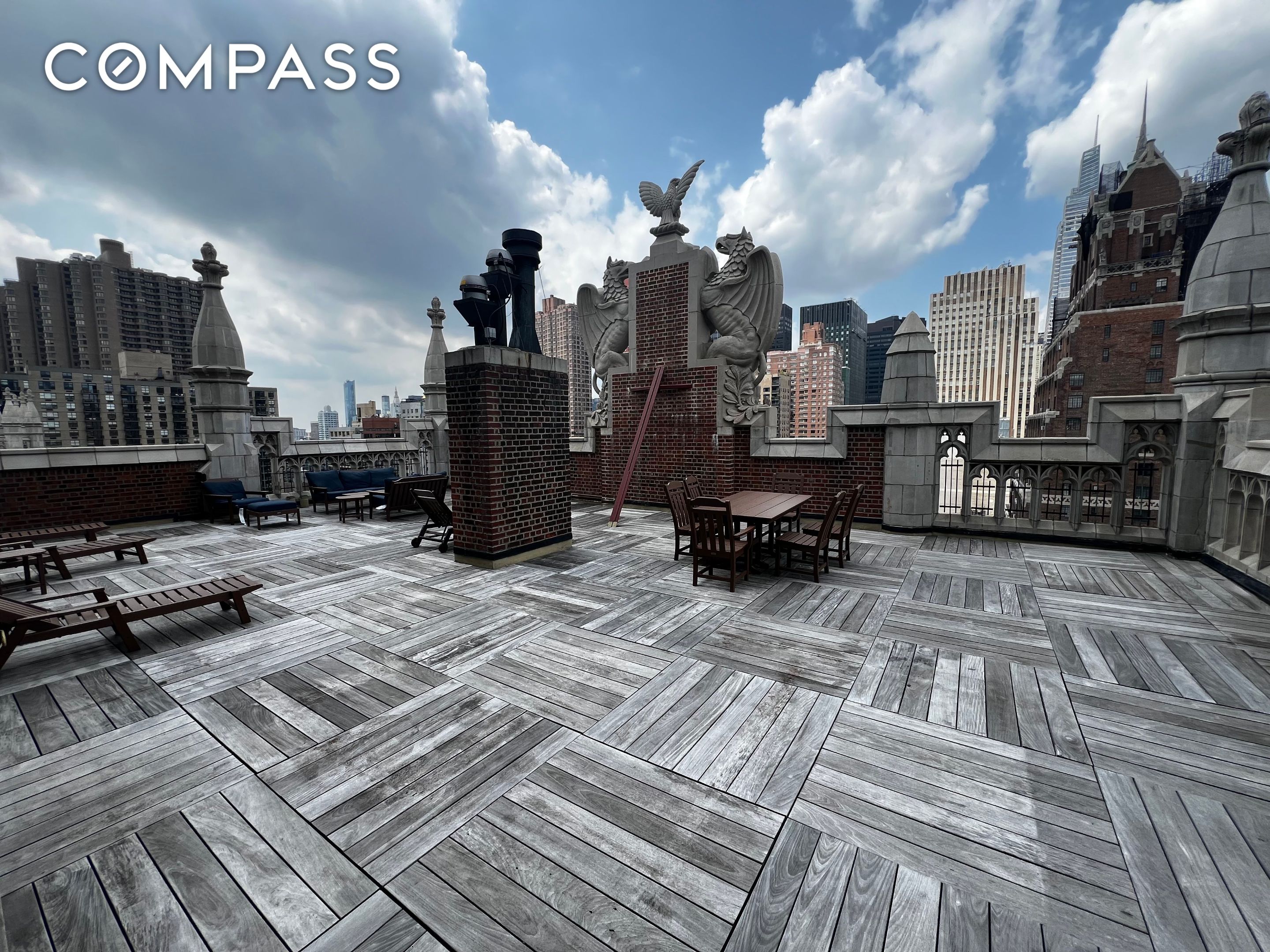 #15 photo, 25 Tudor City Place, マンハッタン Murray Hill , NY 10017