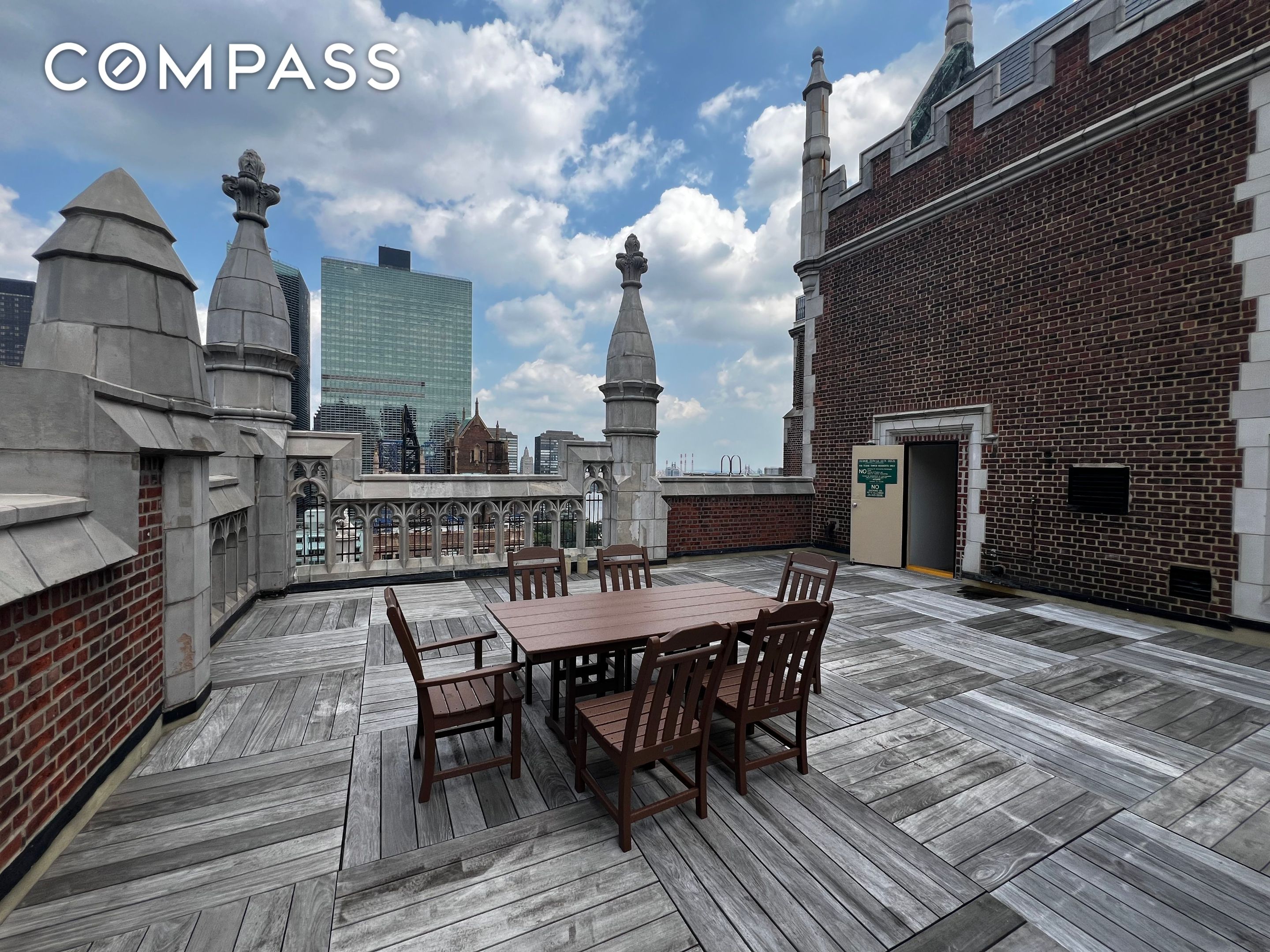 #18 photo, 25 Tudor City Place, マンハッタン Murray Hill , NY 10017