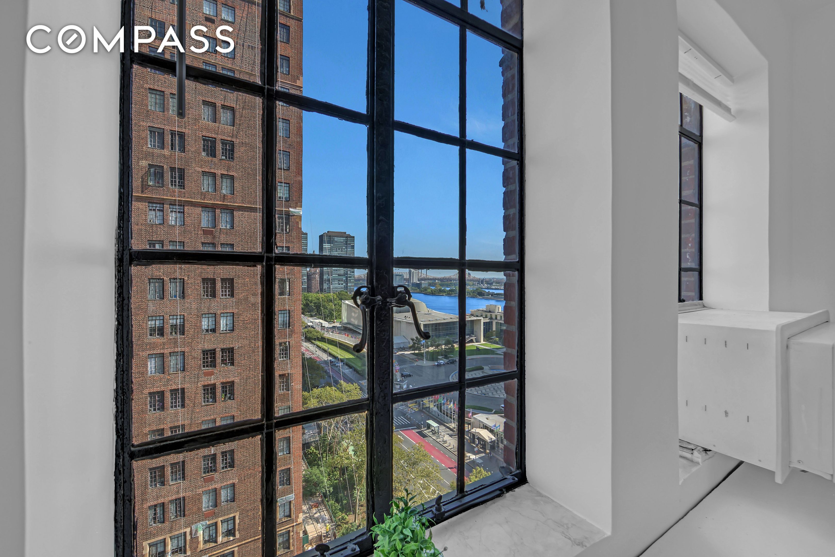 #6 photo, 25 Tudor City Place, マンハッタン Murray Hill , NY 10017