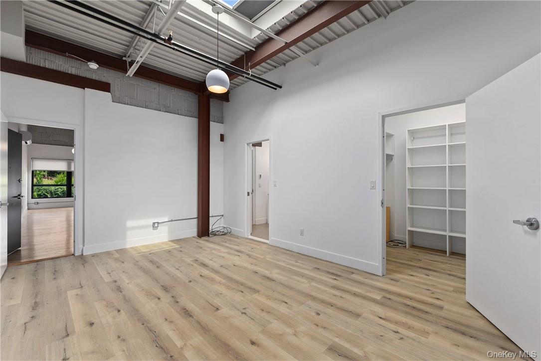 #8 photo, 189 N Main Street, Port Chester , NY 10573