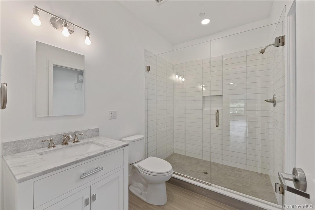 #9 photo, 189 N Main Street, Port Chester , NY 10573