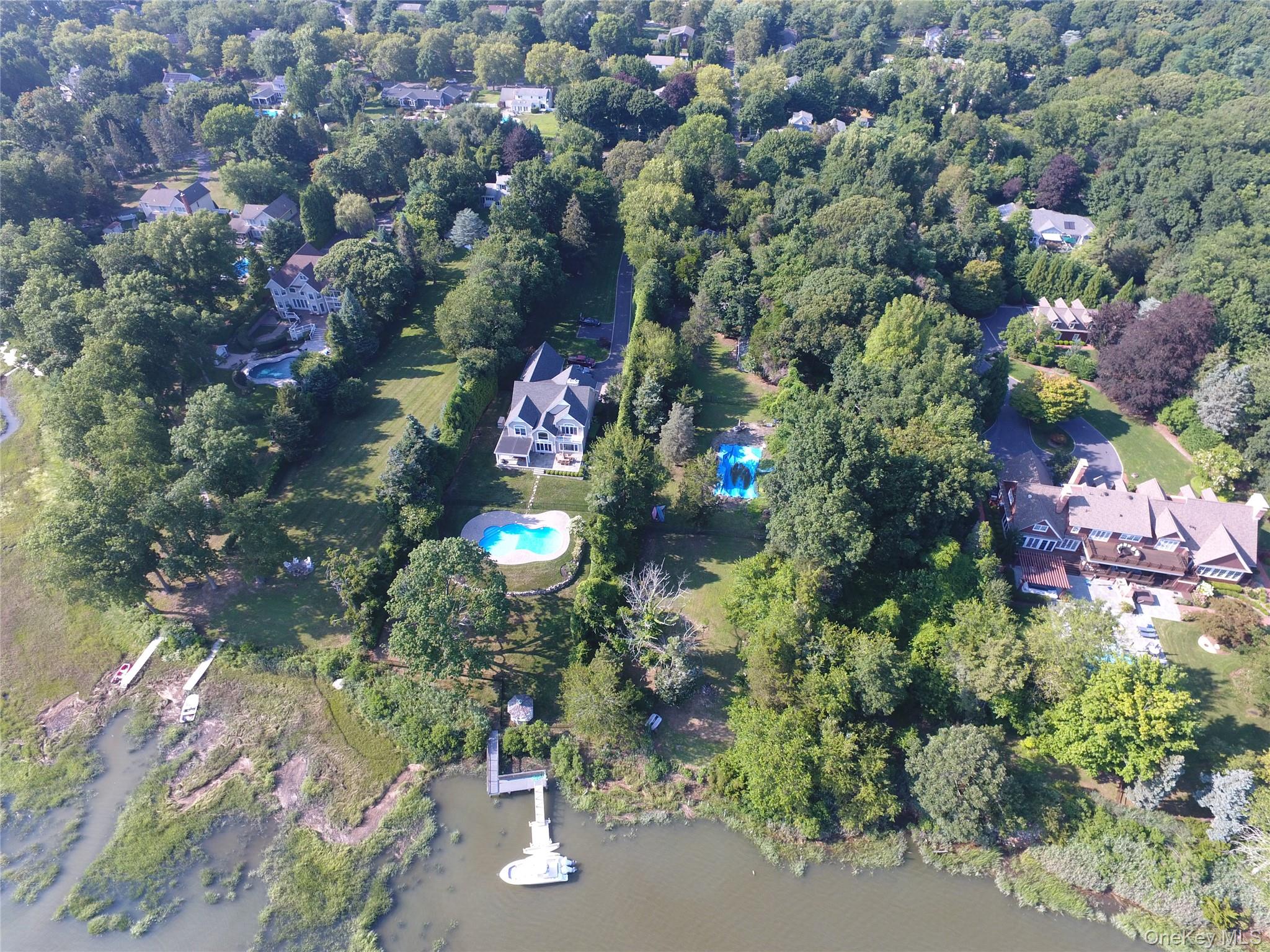 #3 photo, 59 Dyke Road, サフォーク郡 East Setauket , NY 11733