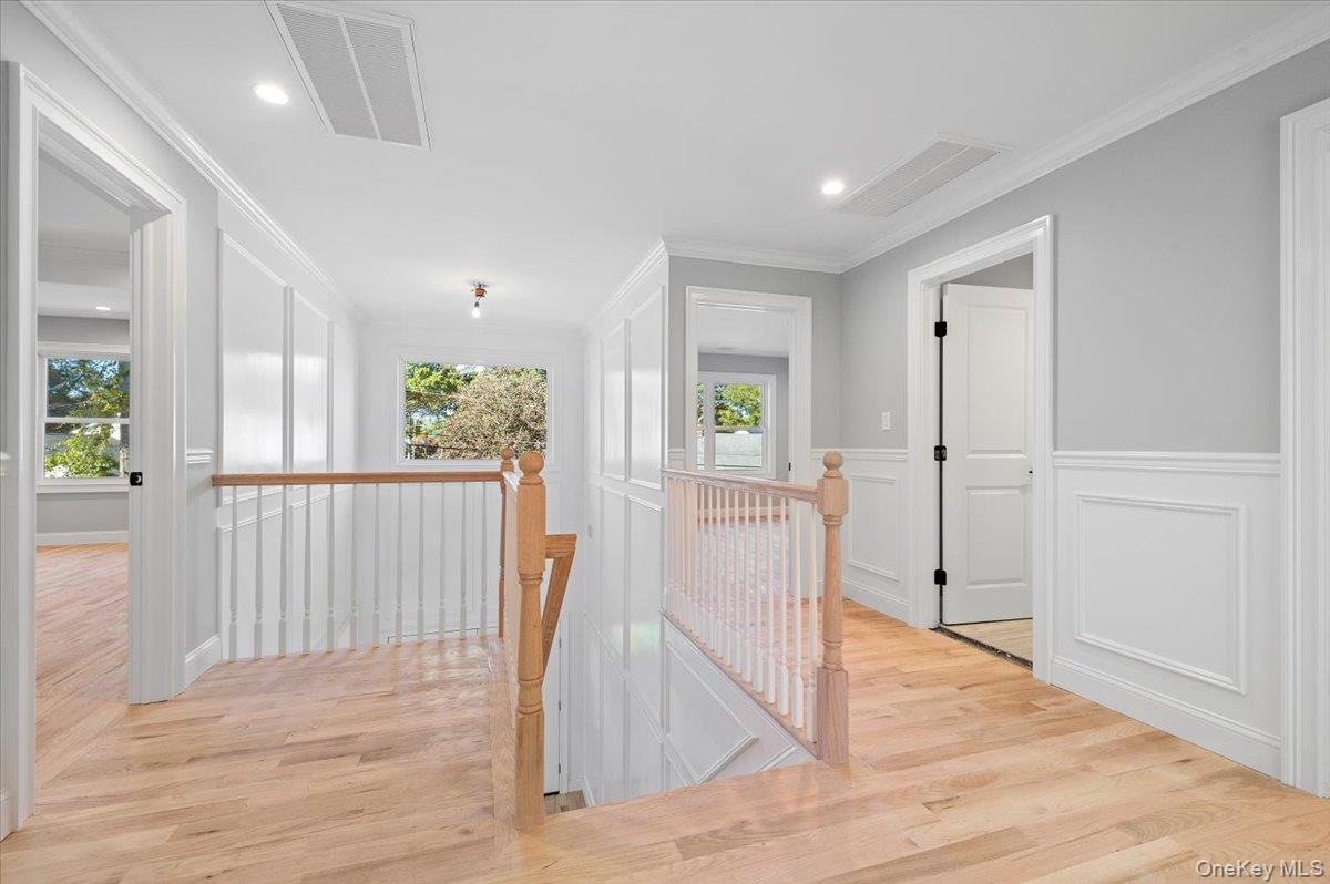 #11 photo, 2282 Sycamore Place, Merrick , NY 11566