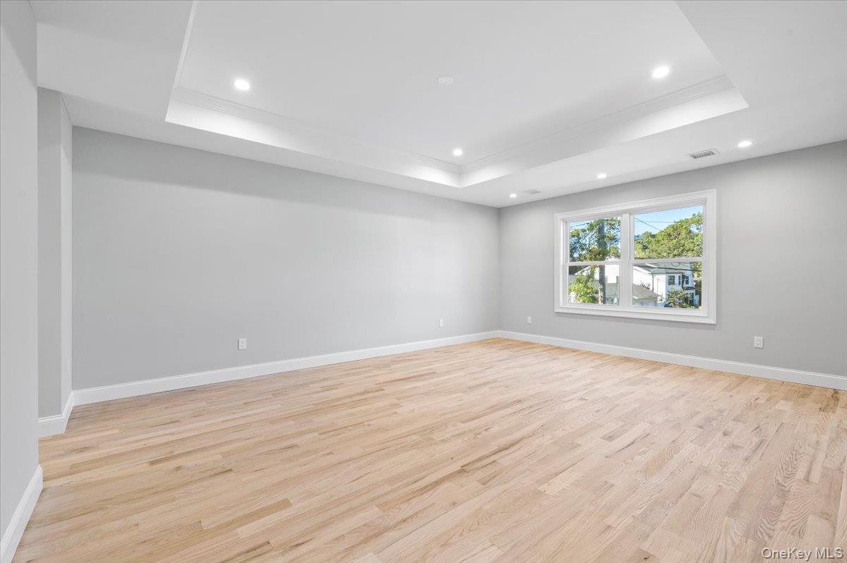 #12 photo, 2282 Sycamore Place, Merrick , NY 11566