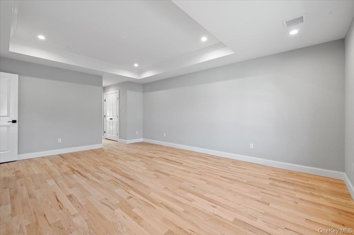 #13 photo, 2282 Sycamore Place, Merrick , NY 11566