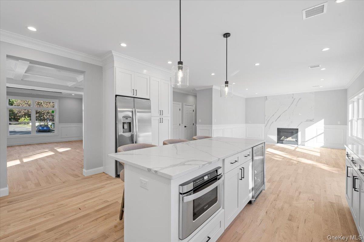 #8 photo, 2282 Sycamore Place, Merrick , NY 11566