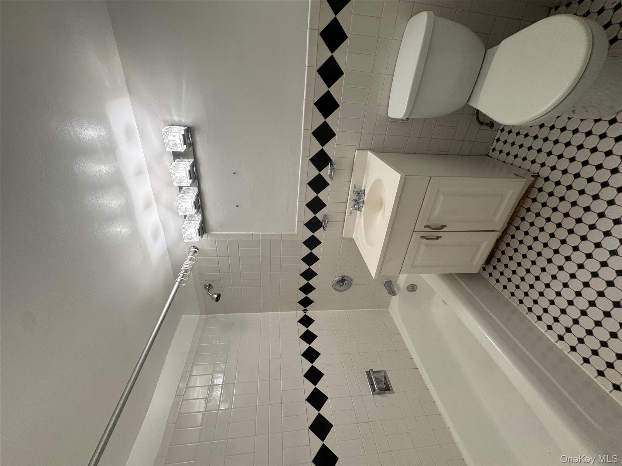 #8 photo, 20 Wendell Street, Hempstead , NY 11550