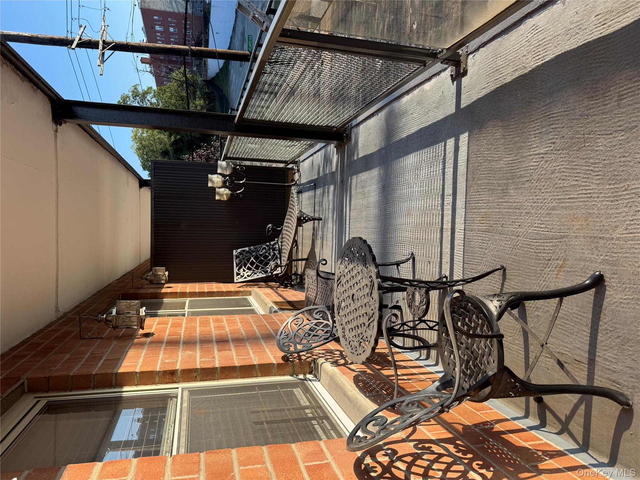 #9 photo, 20 Wendell Street, Hempstead , NY 11550