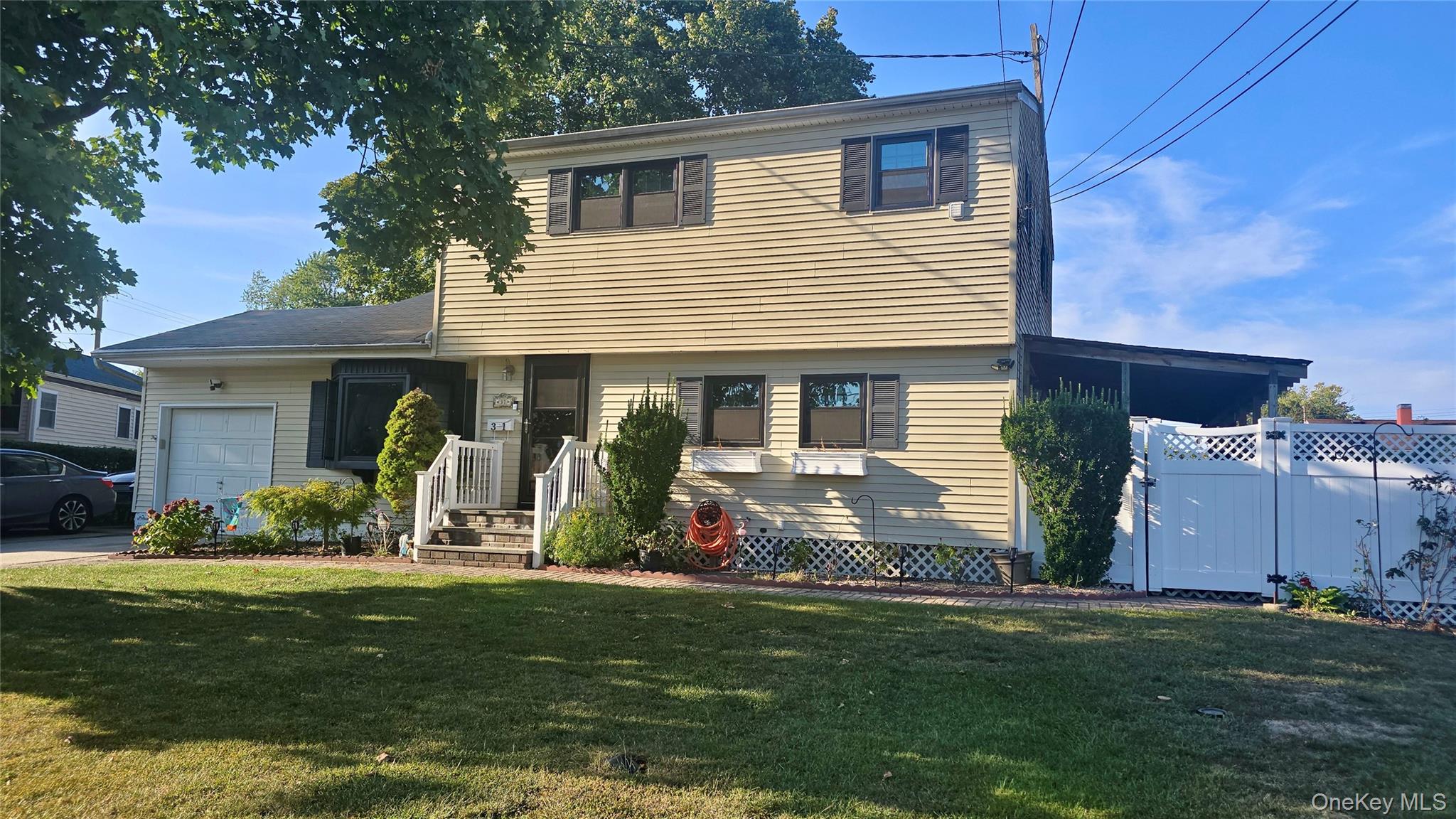 #1 photo, 31 Perry Street, Brentwood , NY 11717