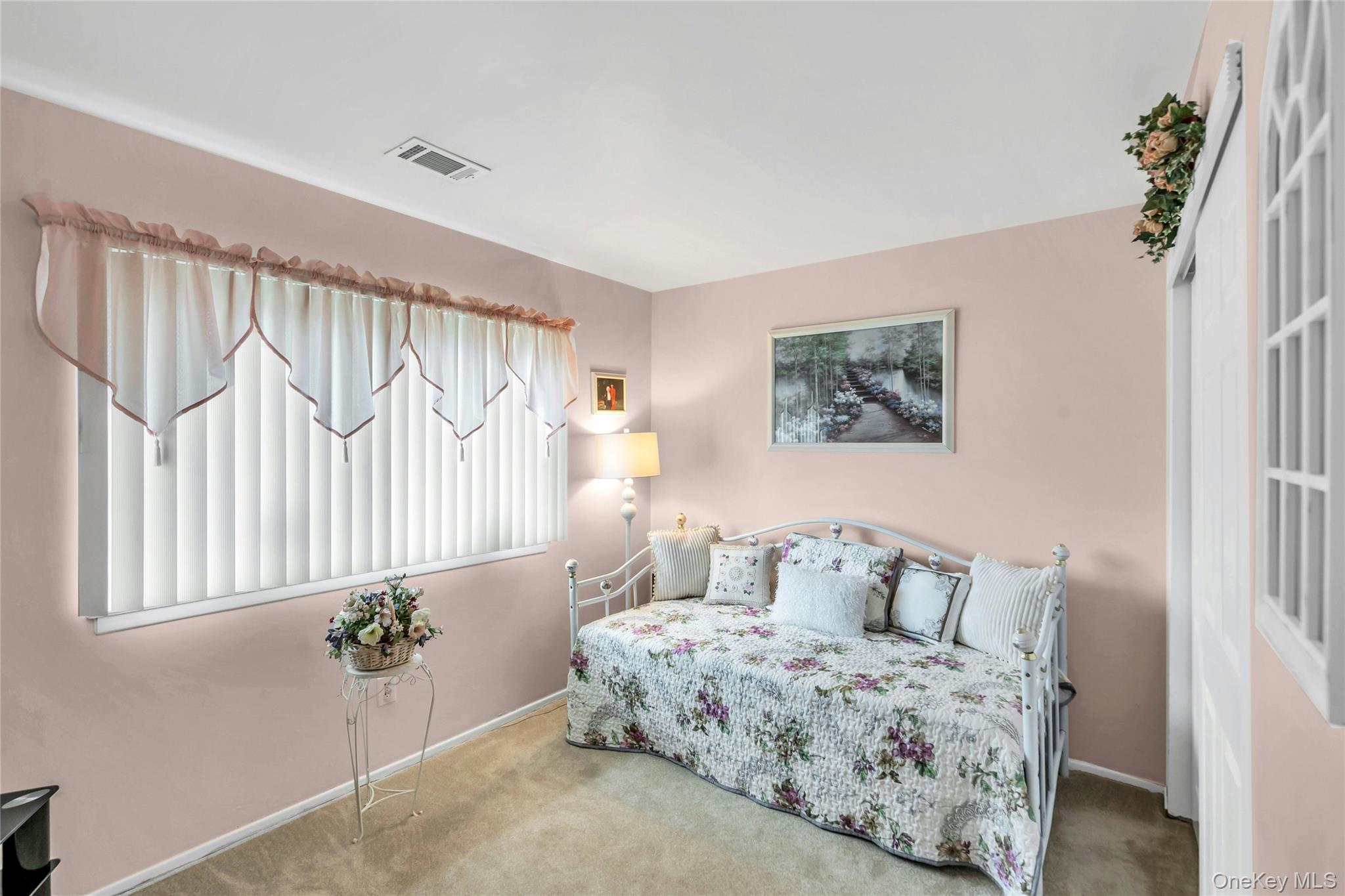 #13 photo, 283 Storm Drive, Holtsville , NY 11742