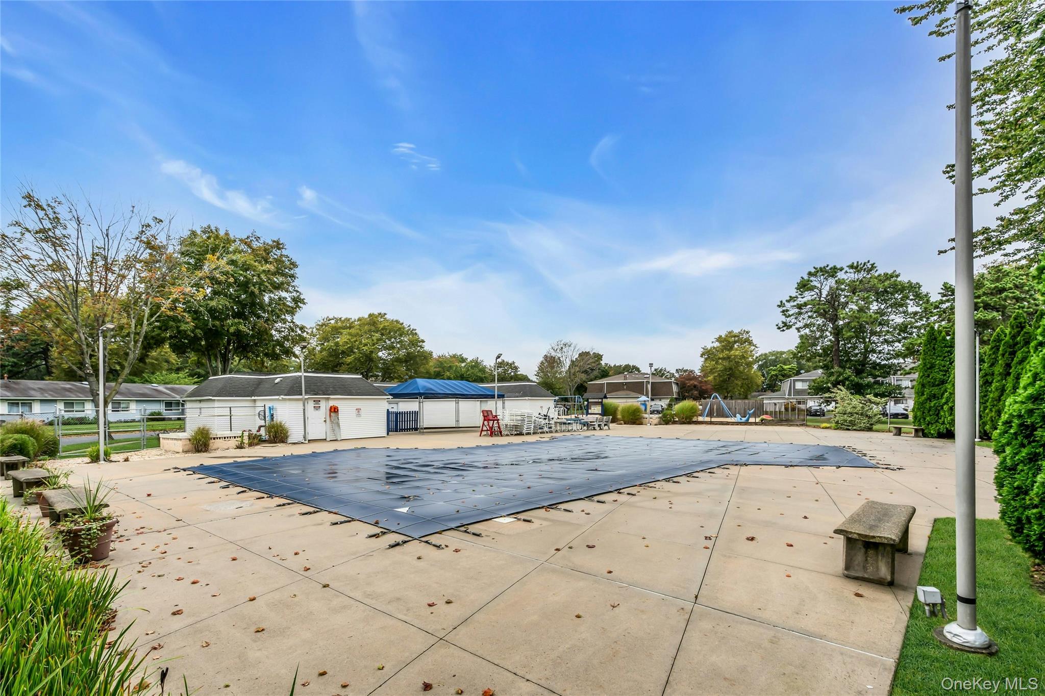 #16 photo, 283 Storm Drive, Holtsville , NY 11742