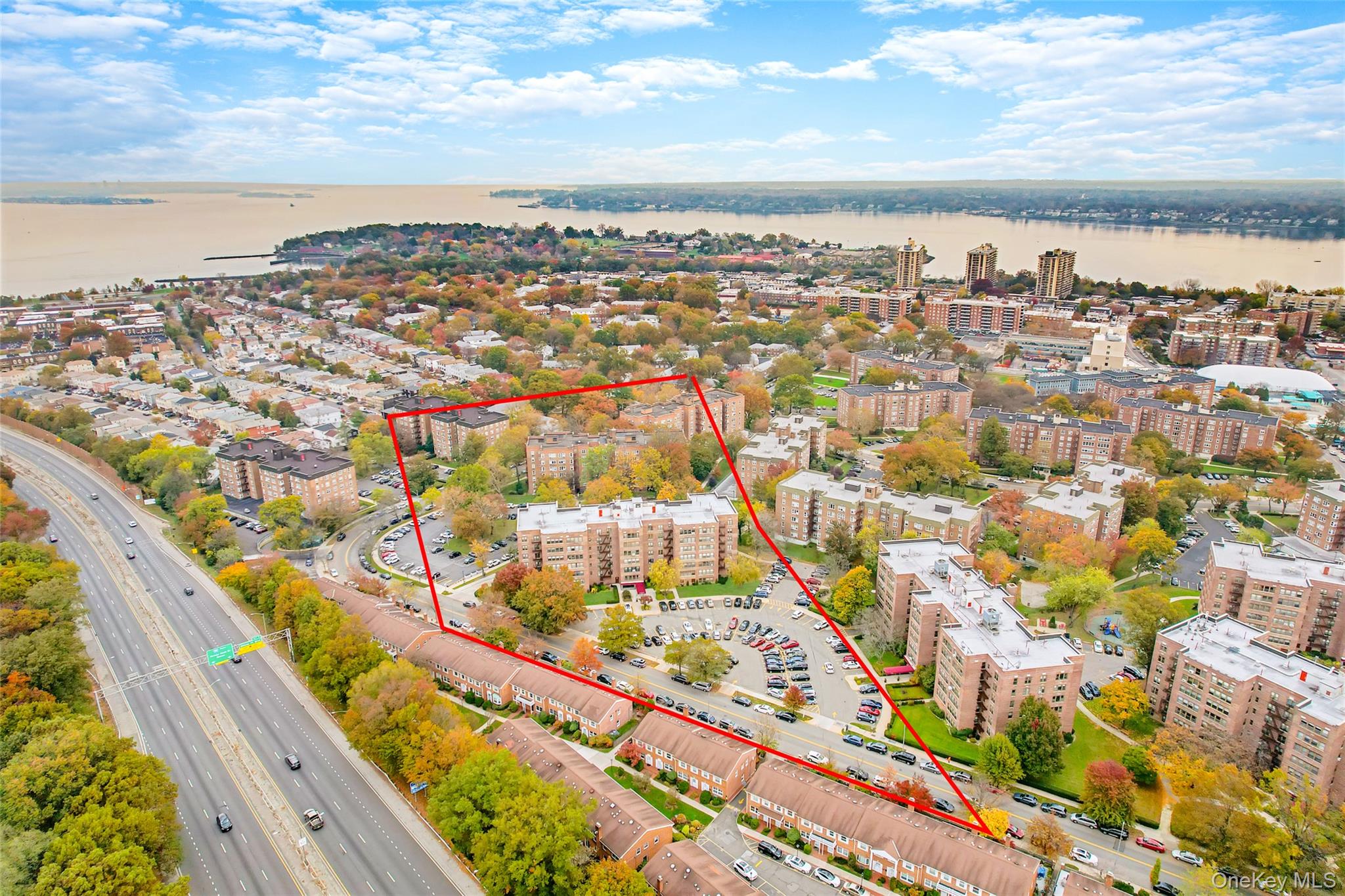 #17 photo, 18-35 Corporal Kennedy Street, クイーンズ区 Bayside , NY 11360