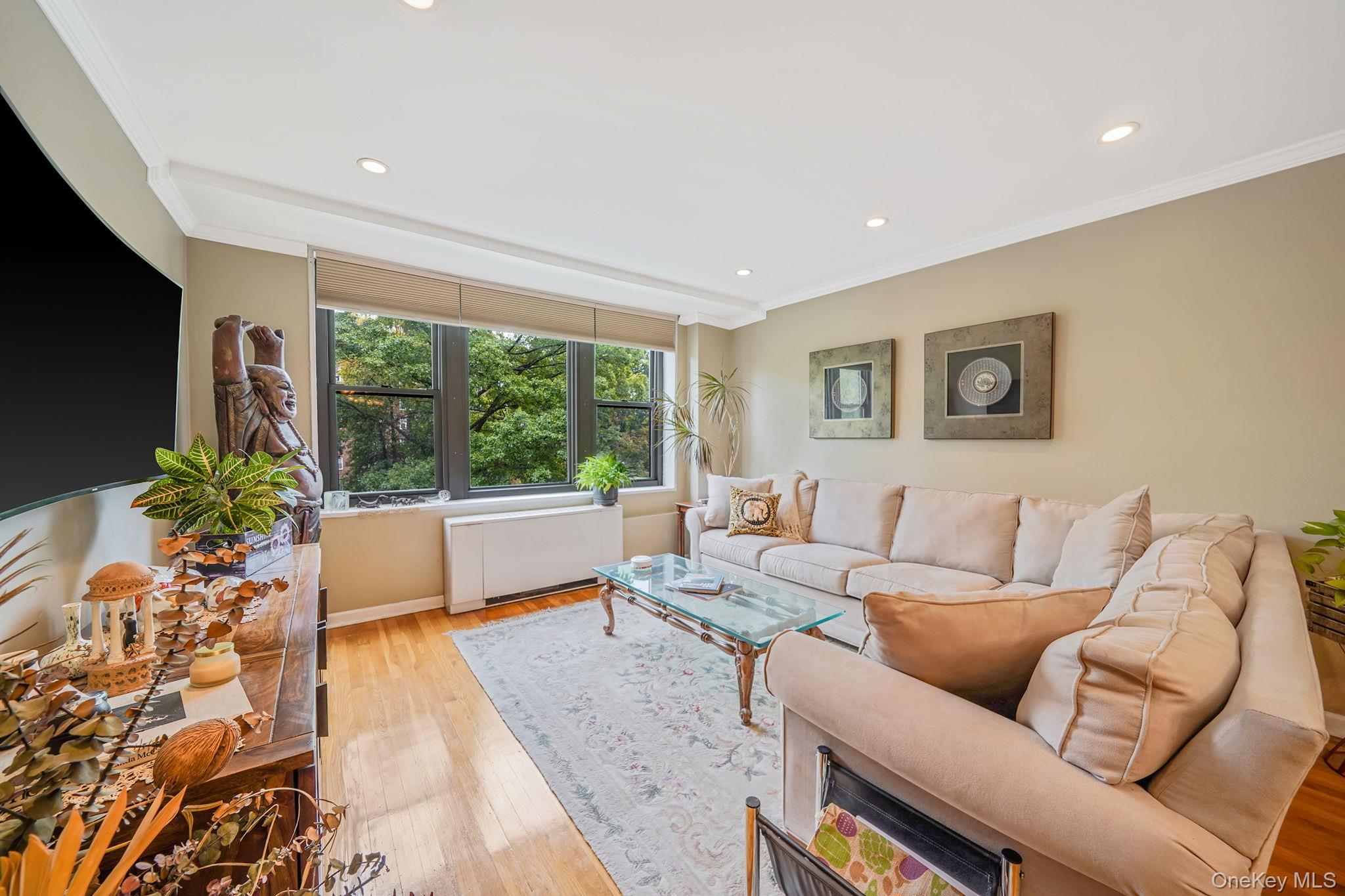 #4 photo, 18-35 Corporal Kennedy Street, クイーンズ区 Bayside , NY 11360