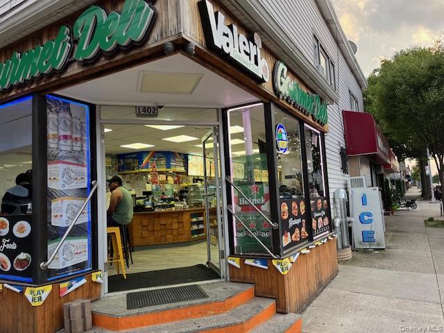 #2 photo, 14-02 Clintonville Street, クイーンズ区 Whitestone , NY 11357