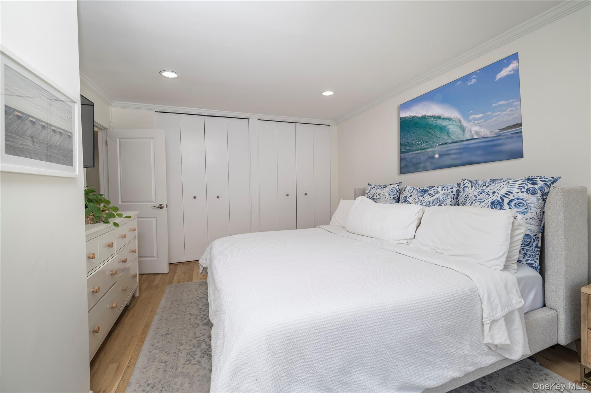 #12 photo, 410 E Broadway, Long Beach , NY 11561