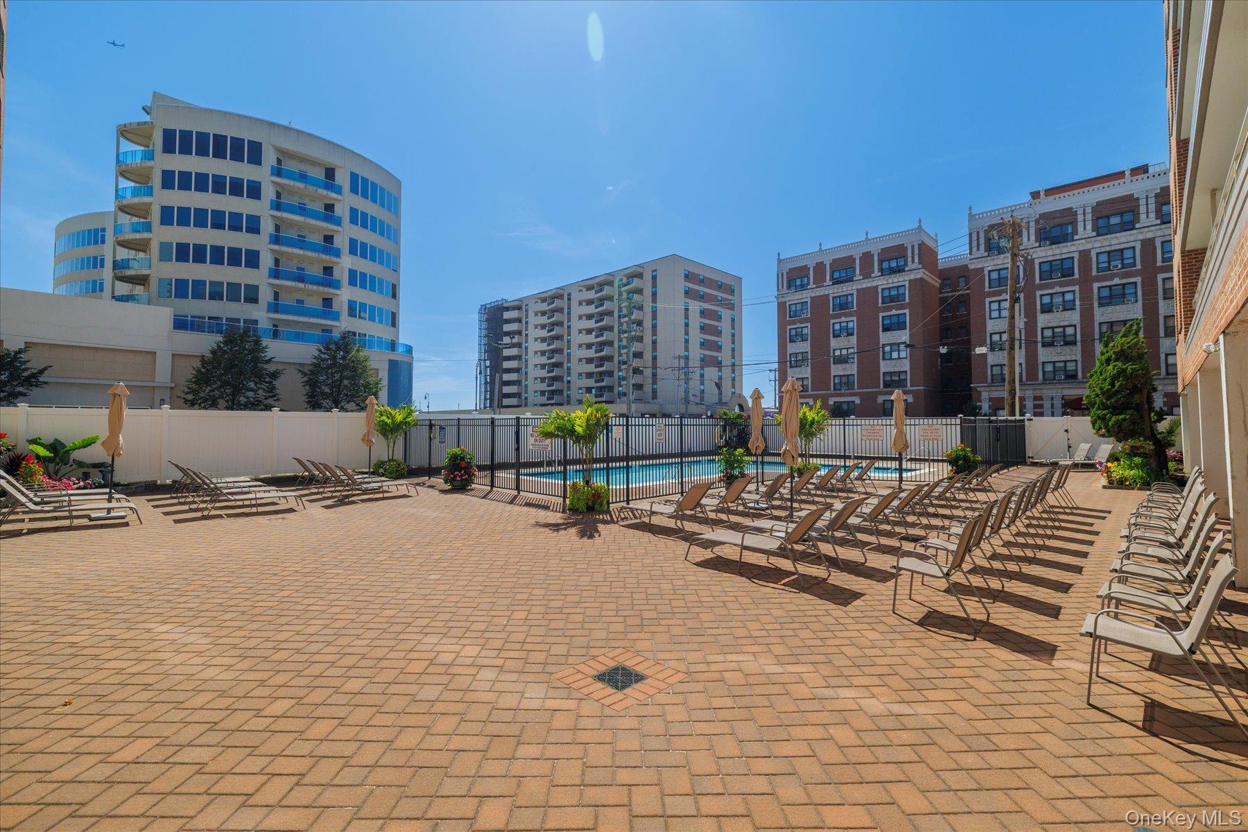 #19 photo, 410 E Broadway, Long Beach , NY 11561