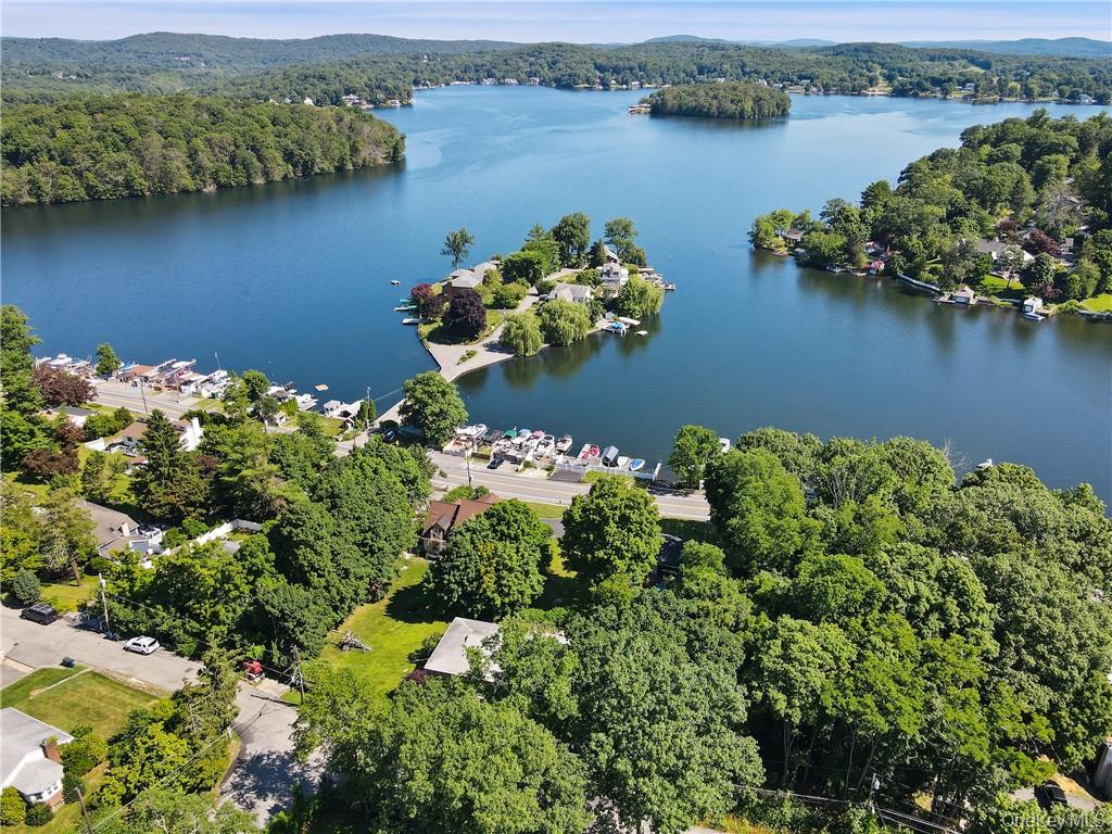 #5 photo, 870 S Lake Boulevard, Mahopac , NY 10541