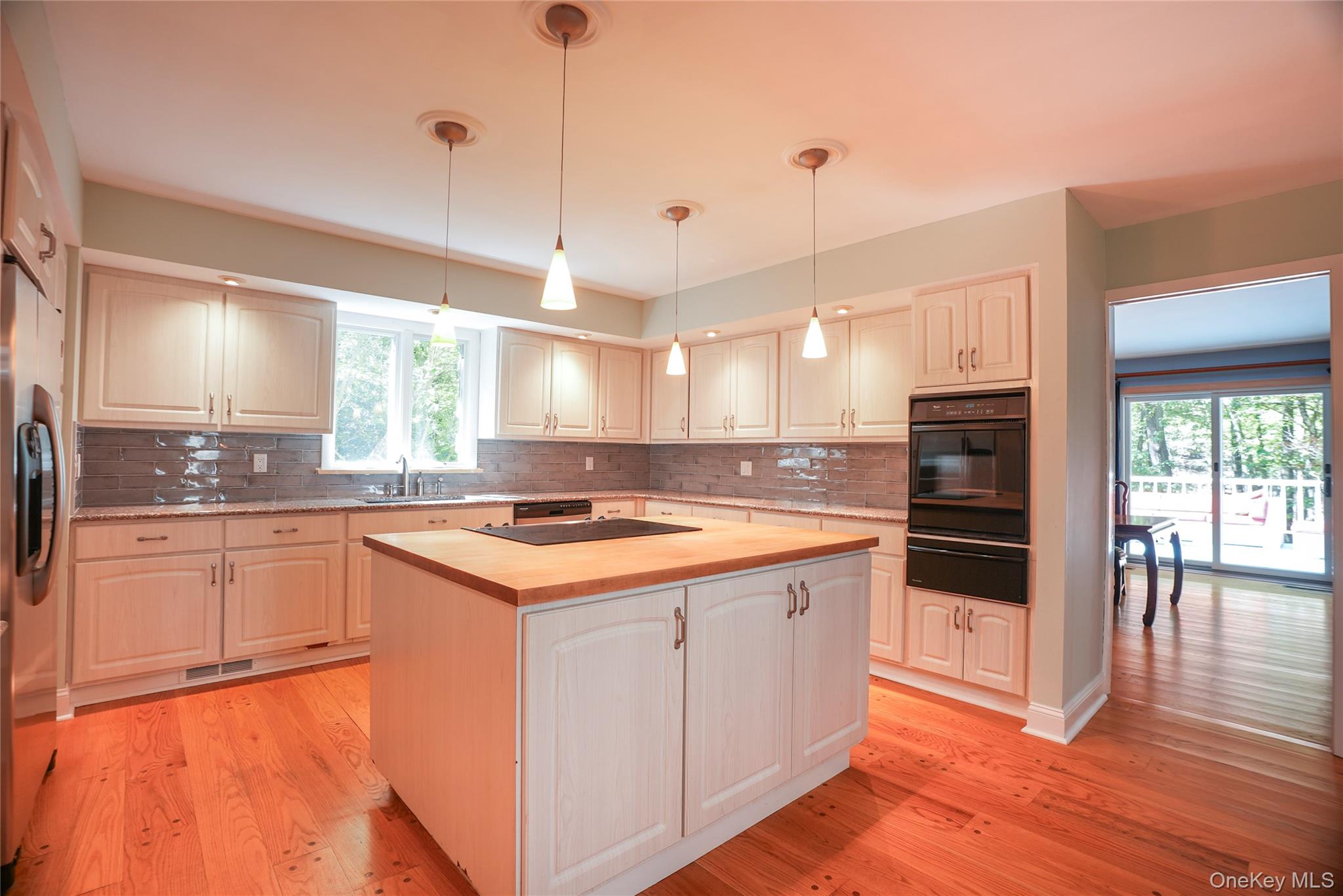 #14 photo, 22 Peters Lane, Pound Ridge , NY 10576