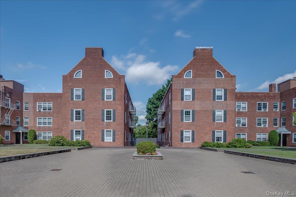 #3 photo, 1815 Palmer Avenue, Larchmont , NY 10538