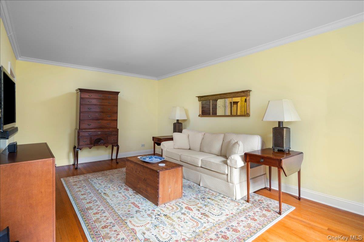 #9 photo, 1815 Palmer Avenue, Larchmont , NY 10538