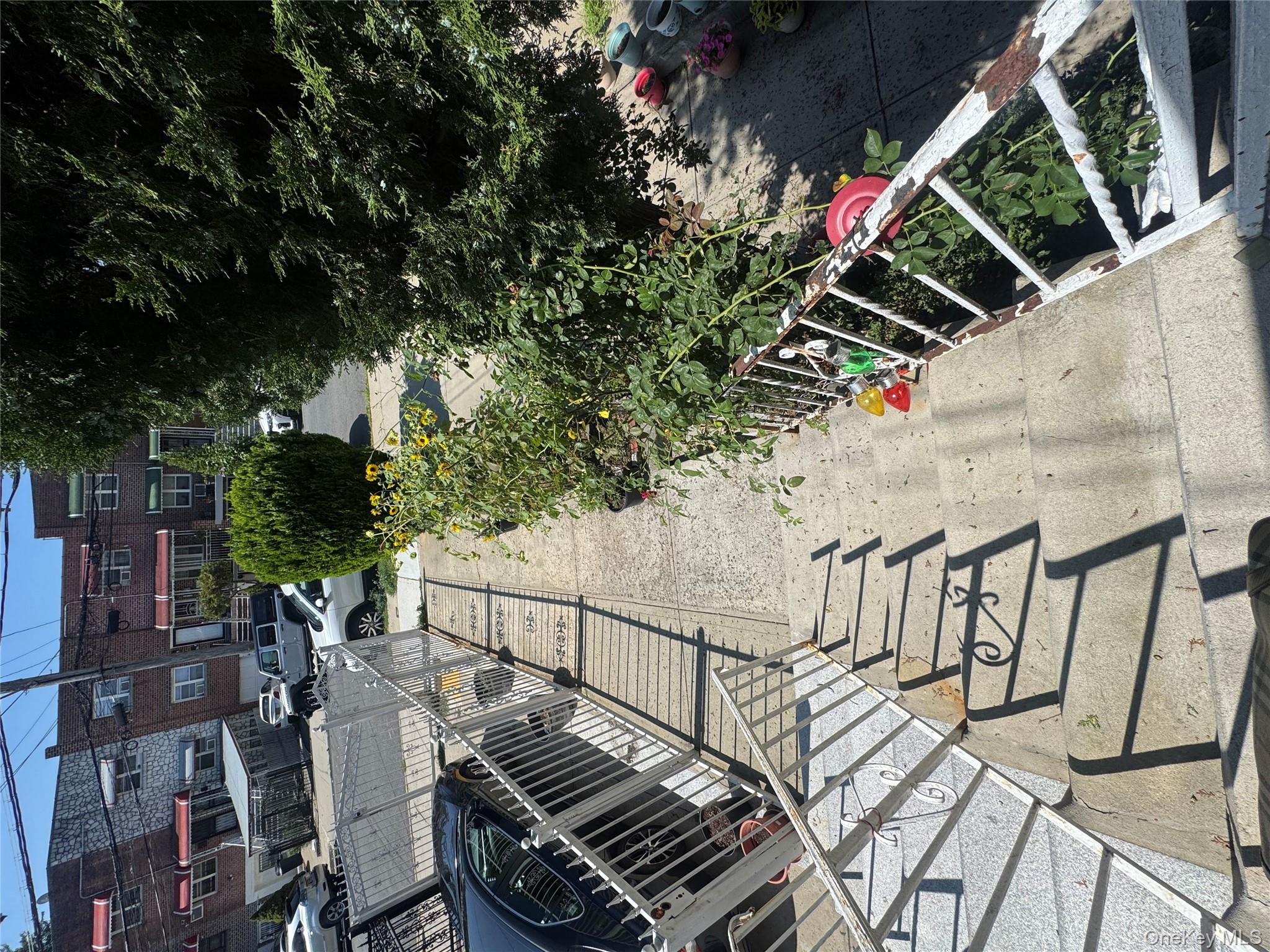 #5 photo, 1017 E 229 Street, Bronx,, Bronx , NY 10466