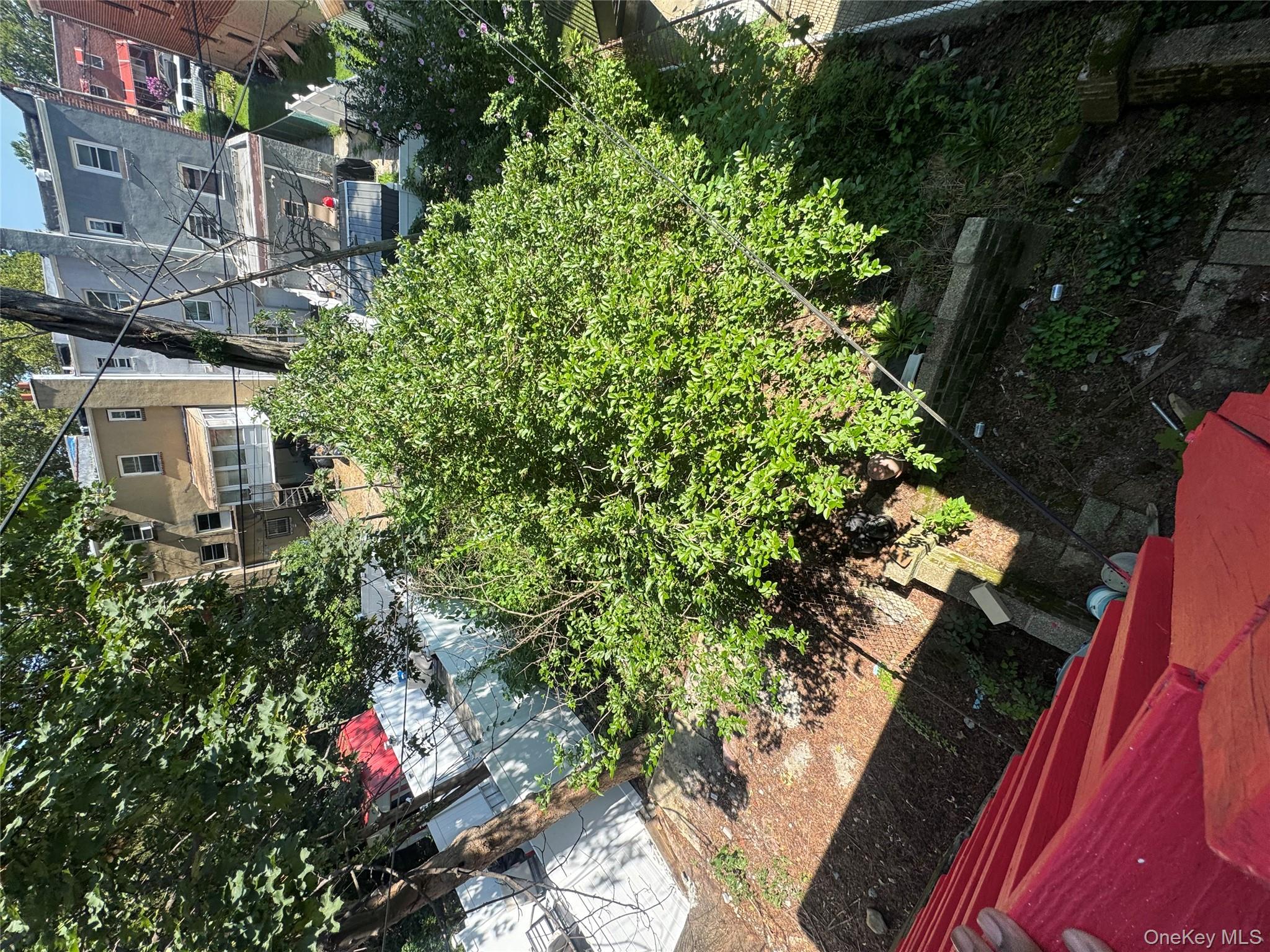 #9 photo, 1017 E 229 Street, Bronx,, Bronx , NY 10466